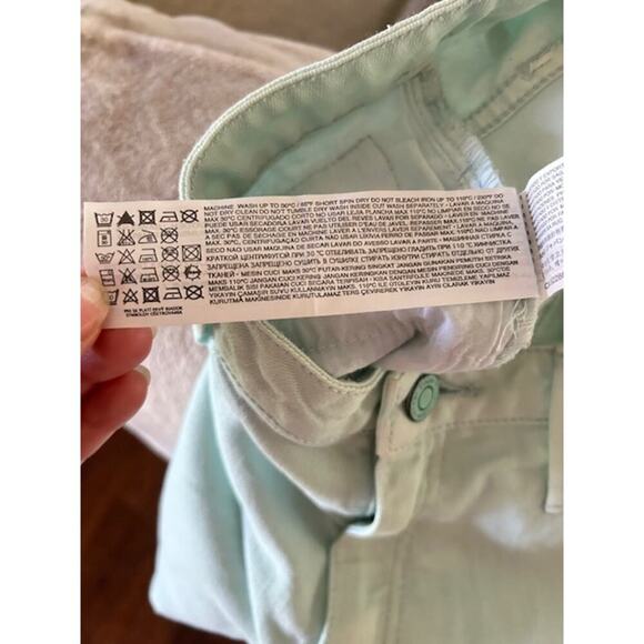 MNG Mango Mint Green Skinny Jeans with Gold Sequin Pockets – Size US 6  NWT - Picture 9 of 9